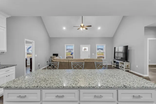 $389,500 | 116 Kasen Lane, Summertown, TN 38483