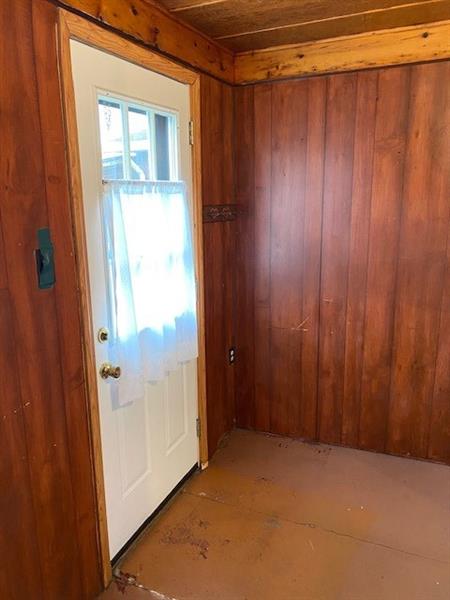 998 Broadford Road Everson, PA 15631 - Photo 4 of 8 Gallery Image 4