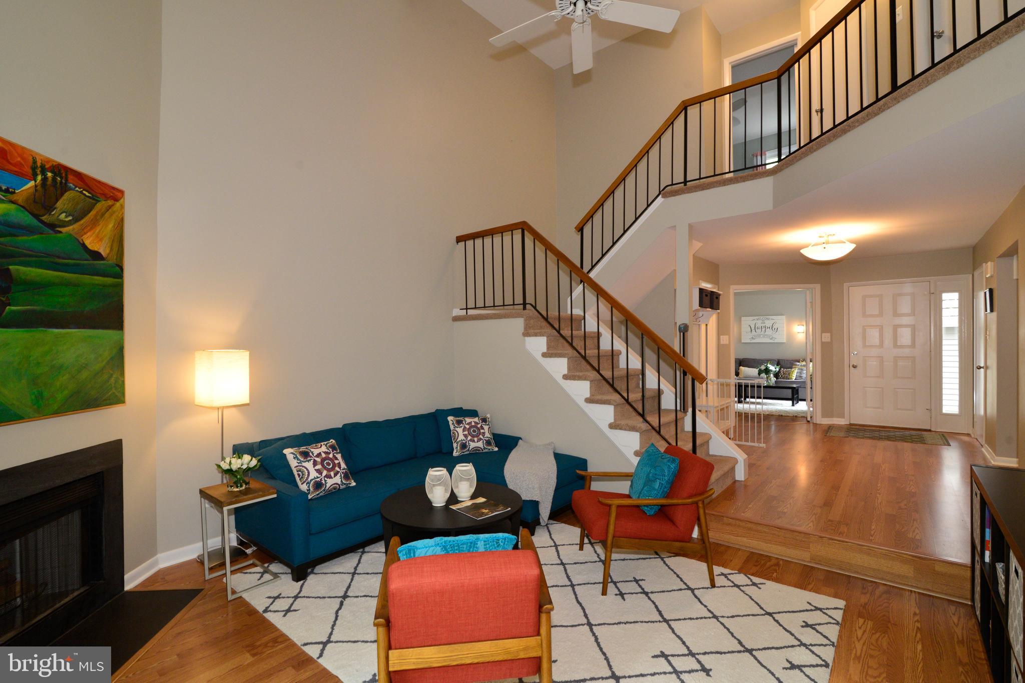 11609 Chapel Cross Way Reston, VA 20194 - Photo 32 of 32 Dramatic 2-Story Living Room, Open Floor Plan.