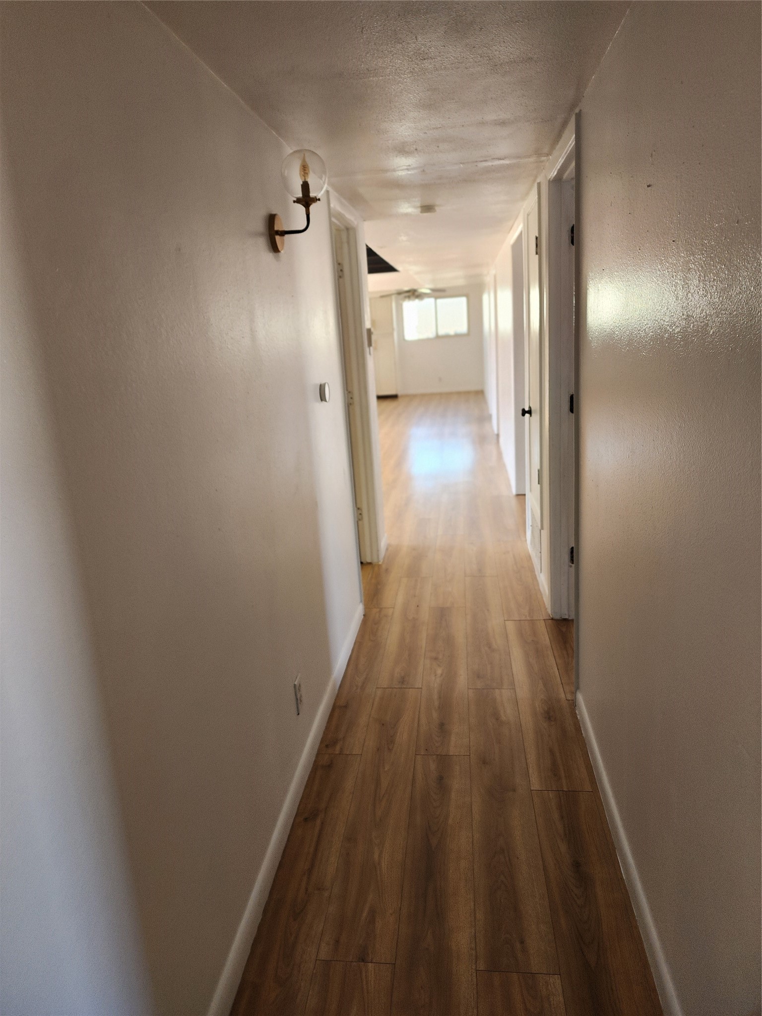 405 Godfrey Avenue Rio Communities, NM 87002 - Photo 17 of 38 Hallway