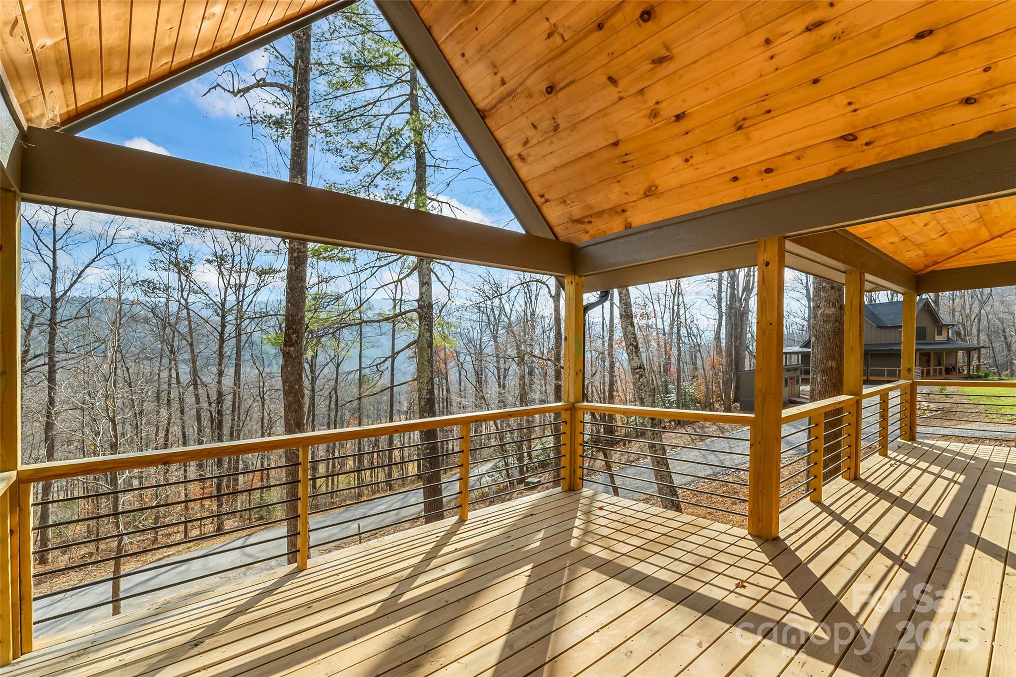 457 Blue Ridge Drive North Marion, NC 28752 - Photo 3 of 34