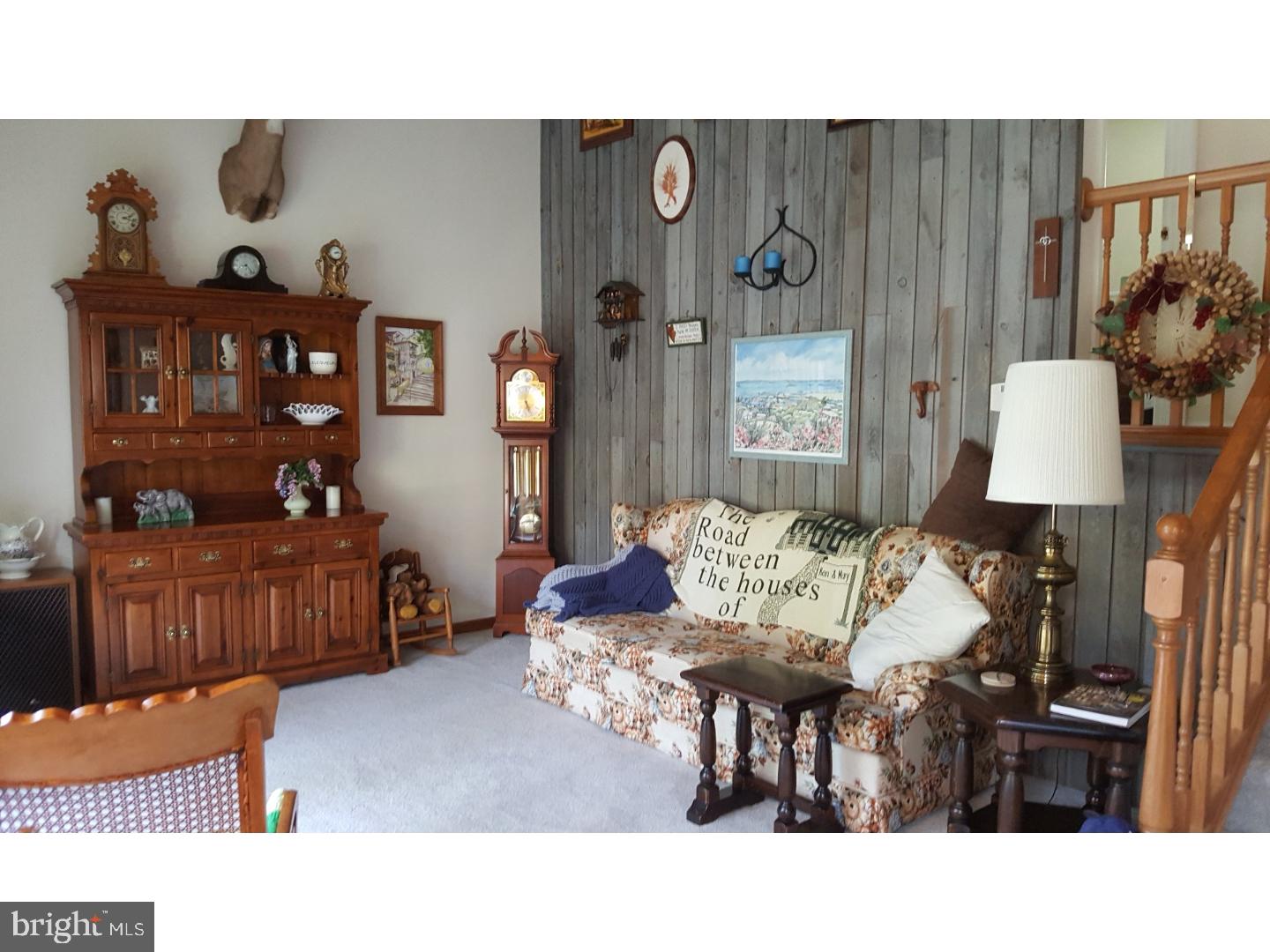 226 Newtown Road Warminster, PA 18974 - Photo 6 of 14 Living Room