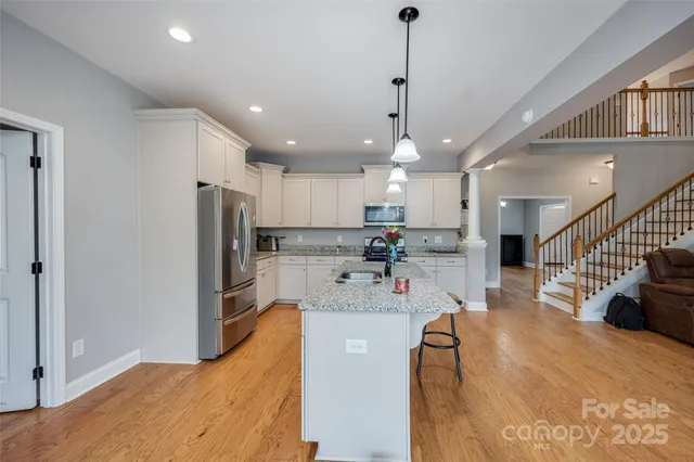 $550,000 | 5241 Knopf Drive, Great Falls, SC 29055