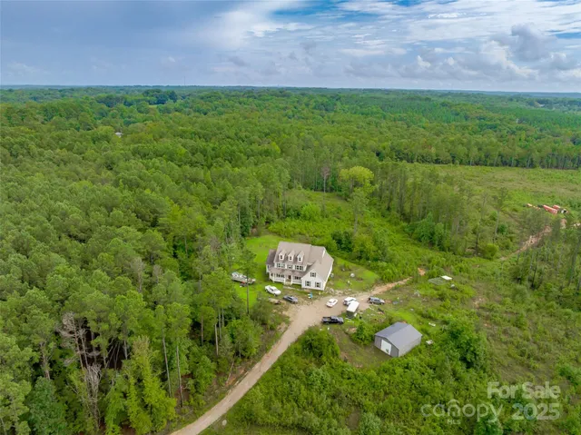 $550,000 | 5241 Knopf Drive, Great Falls, SC 29055