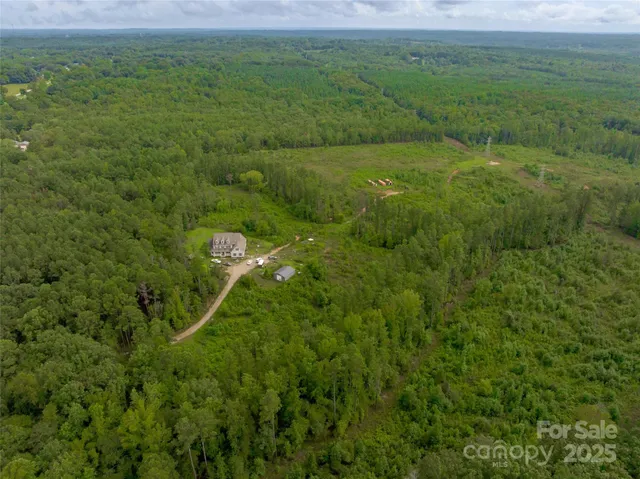 $550,000 | 5241 Knopf Drive, Great Falls, SC 29055