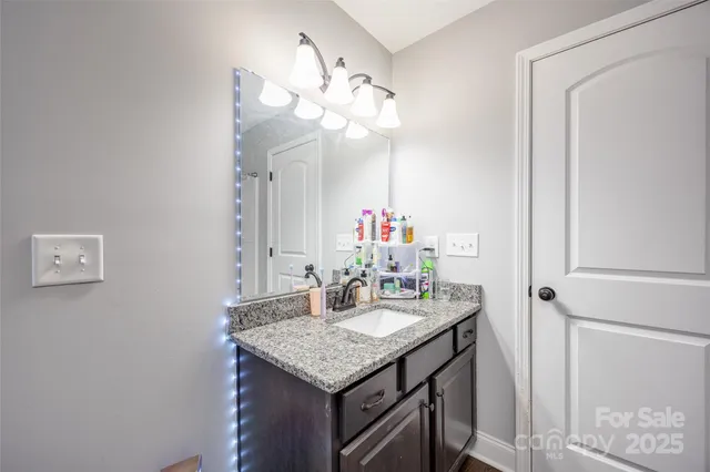 $550,000 | 5241 Knopf Drive, Great Falls, SC 29055