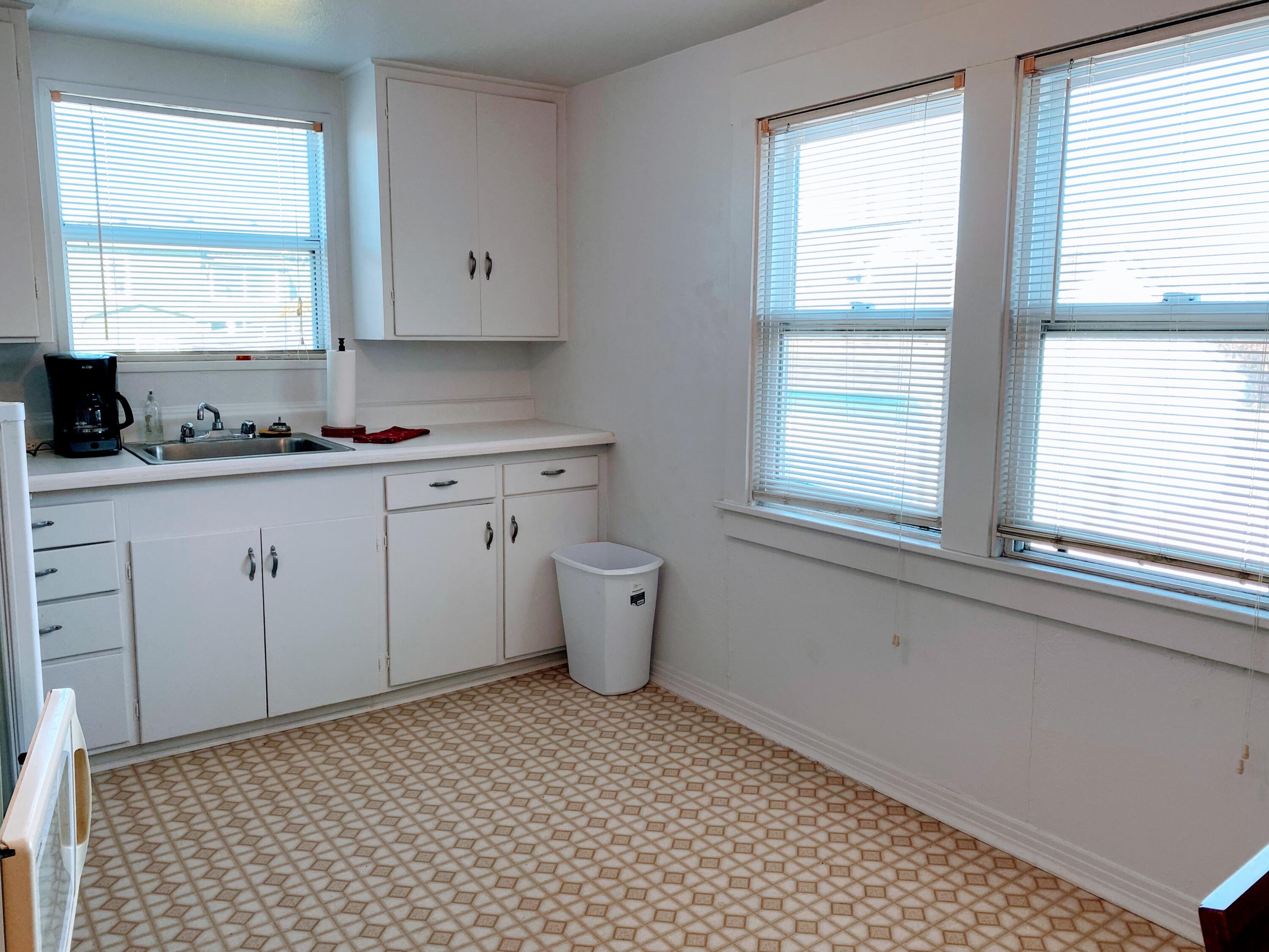 3544 Spring Street Eureka, CA 95503 - Photo 37 of 51 Studio Kitchen