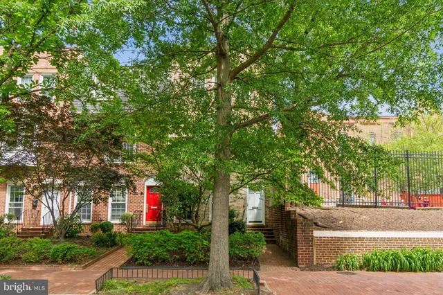 $1,649,900 | 414 3rd Street Southeast, Washington, DC 20003