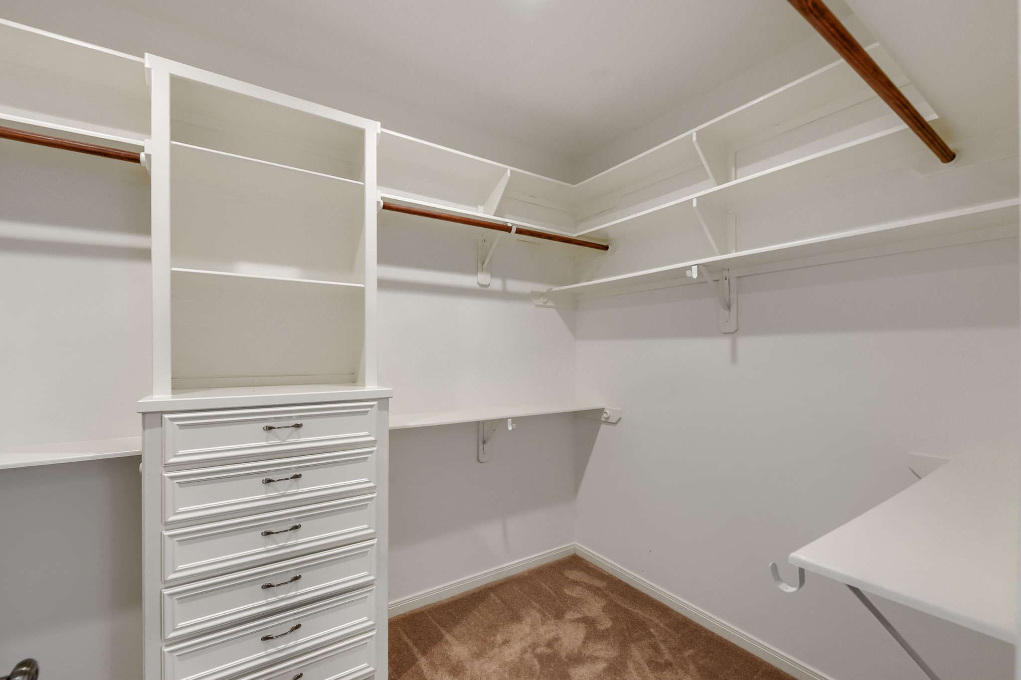 2215 Penick Road Waller, TX 77484 - Photo 22 of 33 Large walk-in closet