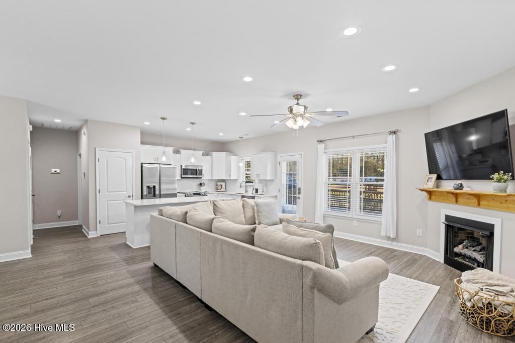 400 Padgett Road Maple Hill, NC 28454 - Photo 5 of 56 425A9544