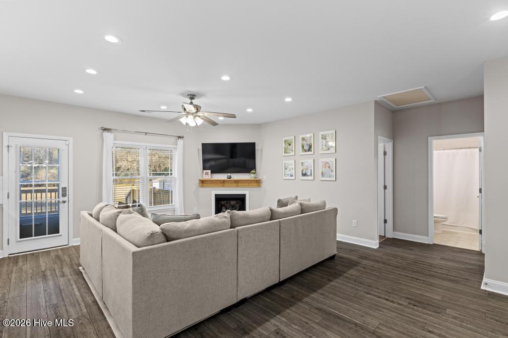 400 Padgett Road Maple Hill, NC 28454 - Photo 7 of 56 425A9553