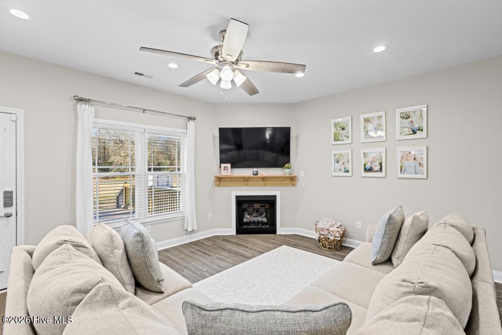 400 Padgett Road Maple Hill, NC 28454 - Photo 8 of 56 425A9556