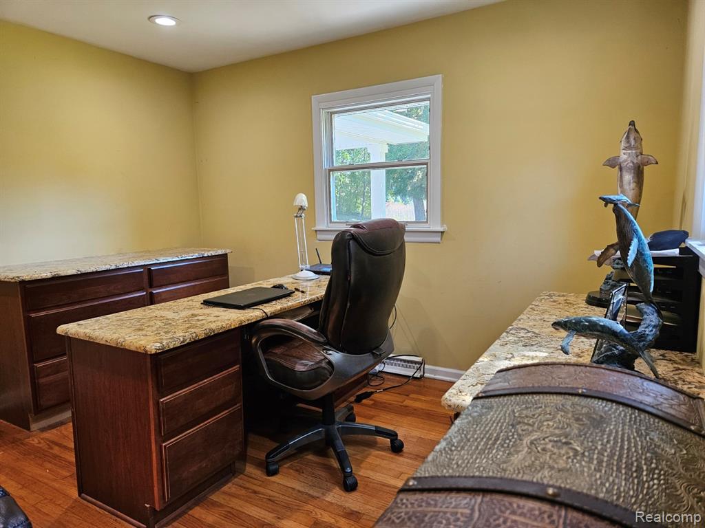 9750 Whitmore Lake Road Brighton, MI 48116 - Photo 16 of 44 Gallery Image 16