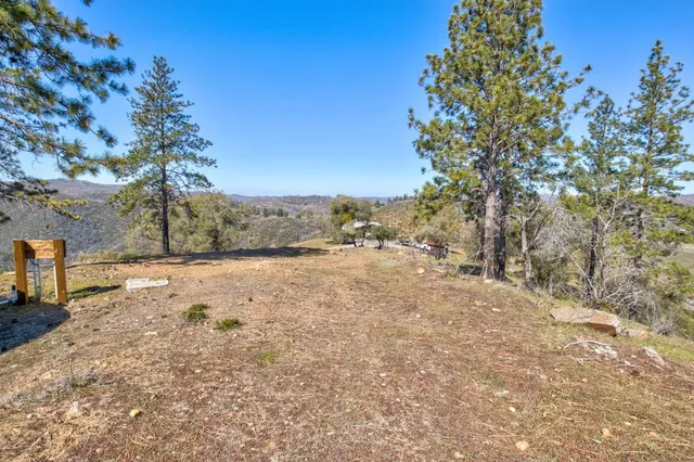 $1,350,000 | 7005 Mountain Ranch Road, Mountain Ranch, CA 95246