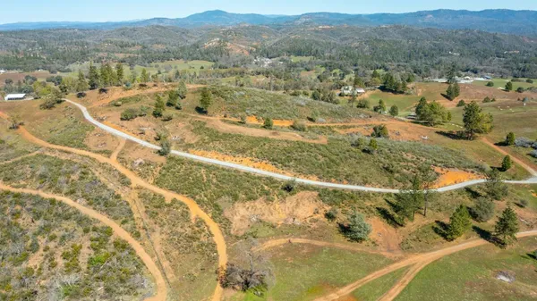 $1,350,000 | 7005 Mountain Ranch Road, Mountain Ranch, CA 95246