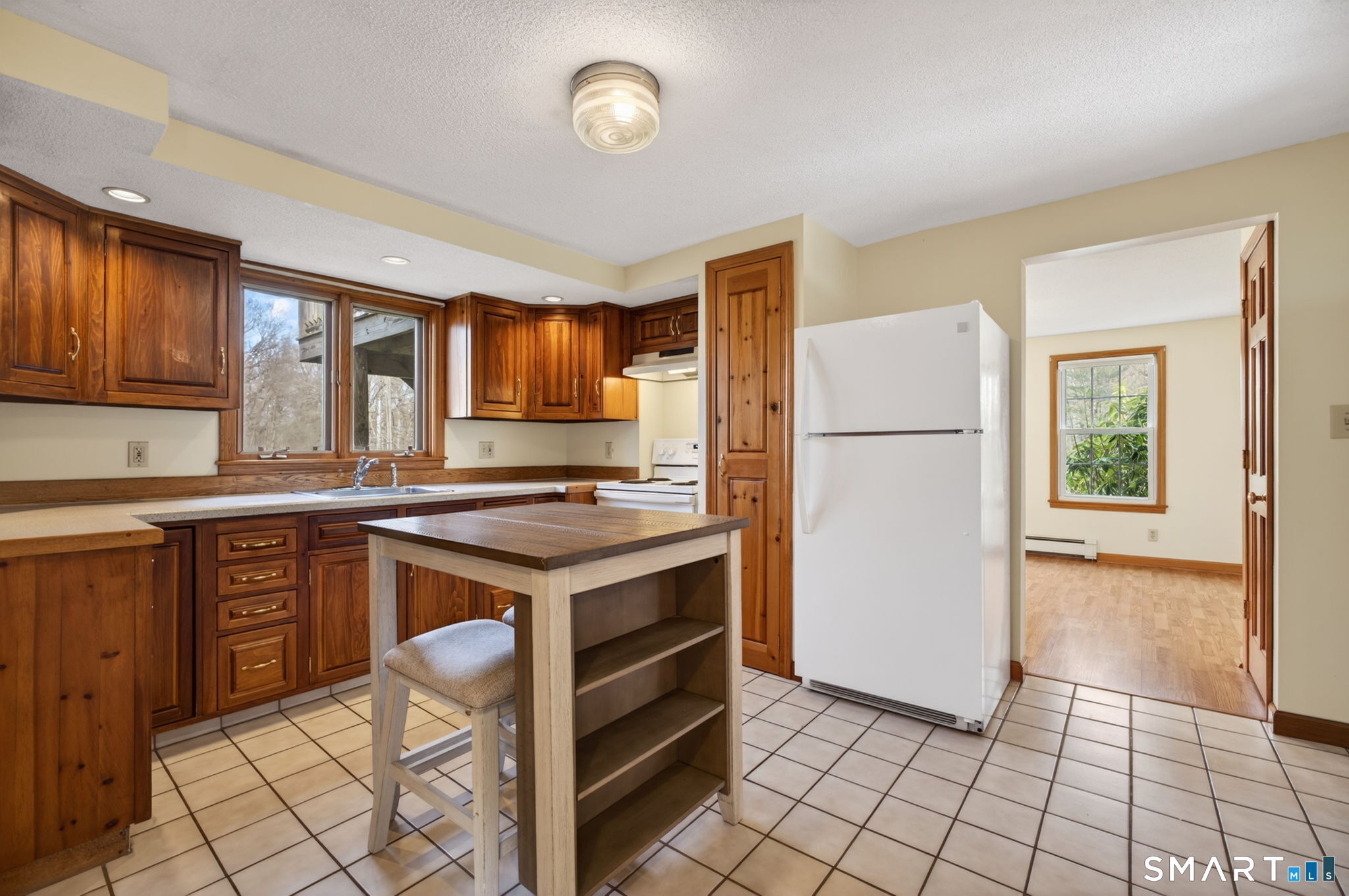 329 Howd Road Durham, CT 06422 - Photo 7 of 20