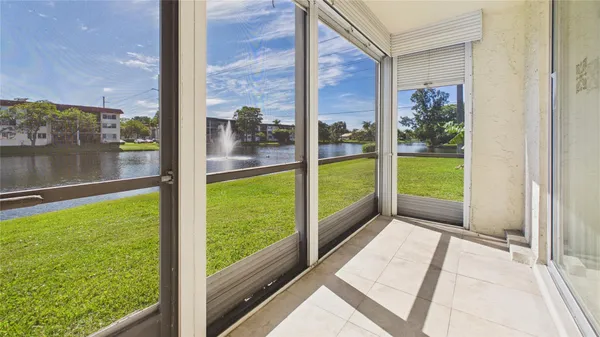 $1,700 | 381 South Hollybrook Drive, Unit 106, Pembroke Pines, FL 33025