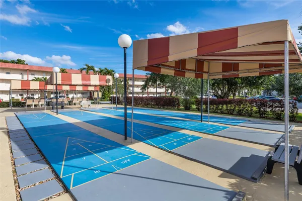 $1,700 | 381 South Hollybrook Drive, Unit 106, Pembroke Pines, FL 33025