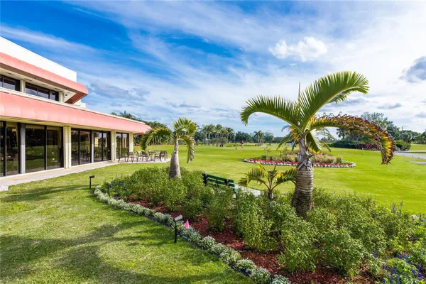 $1,700 | 381 South Hollybrook Drive, Unit 106, Pembroke Pines, FL 33025