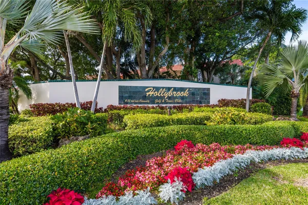 $1,700 | 381 South Hollybrook Drive, Unit 106, Pembroke Pines, FL 33025