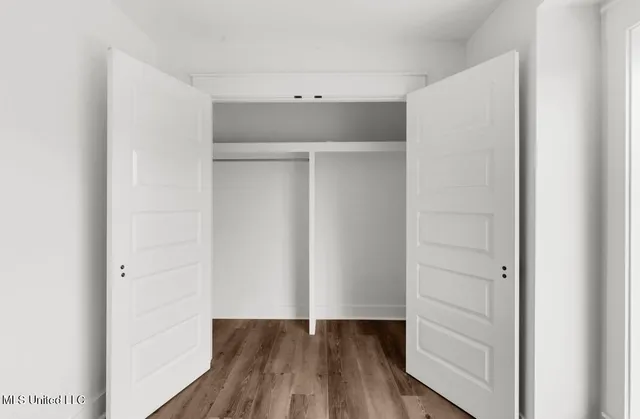 $429,000 | 125 B Barr Hill Drive, Magee, MS 39111