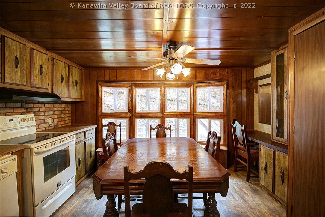 674 Vickers Drive Elkview, WV 25071 - Photo 9 of 30 Gallery Image 9