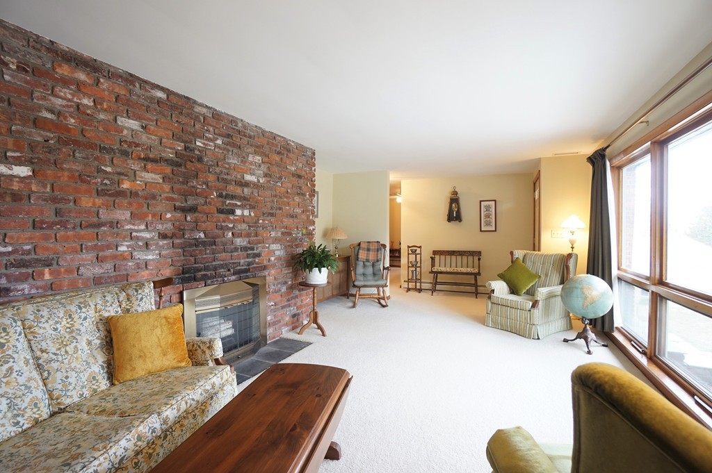 21 Hundreds Road Westborough, MA 01581 - Photo 10 of 30 Gallery Image 10