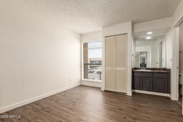 $900 | 3601 West Tierra Buena Lane, Unit 247, Phoenix, AZ 85053