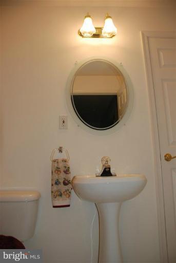 5919 Clear Ridge Road Elkridge, MD 21075 - Photo 13 of 30 Bath