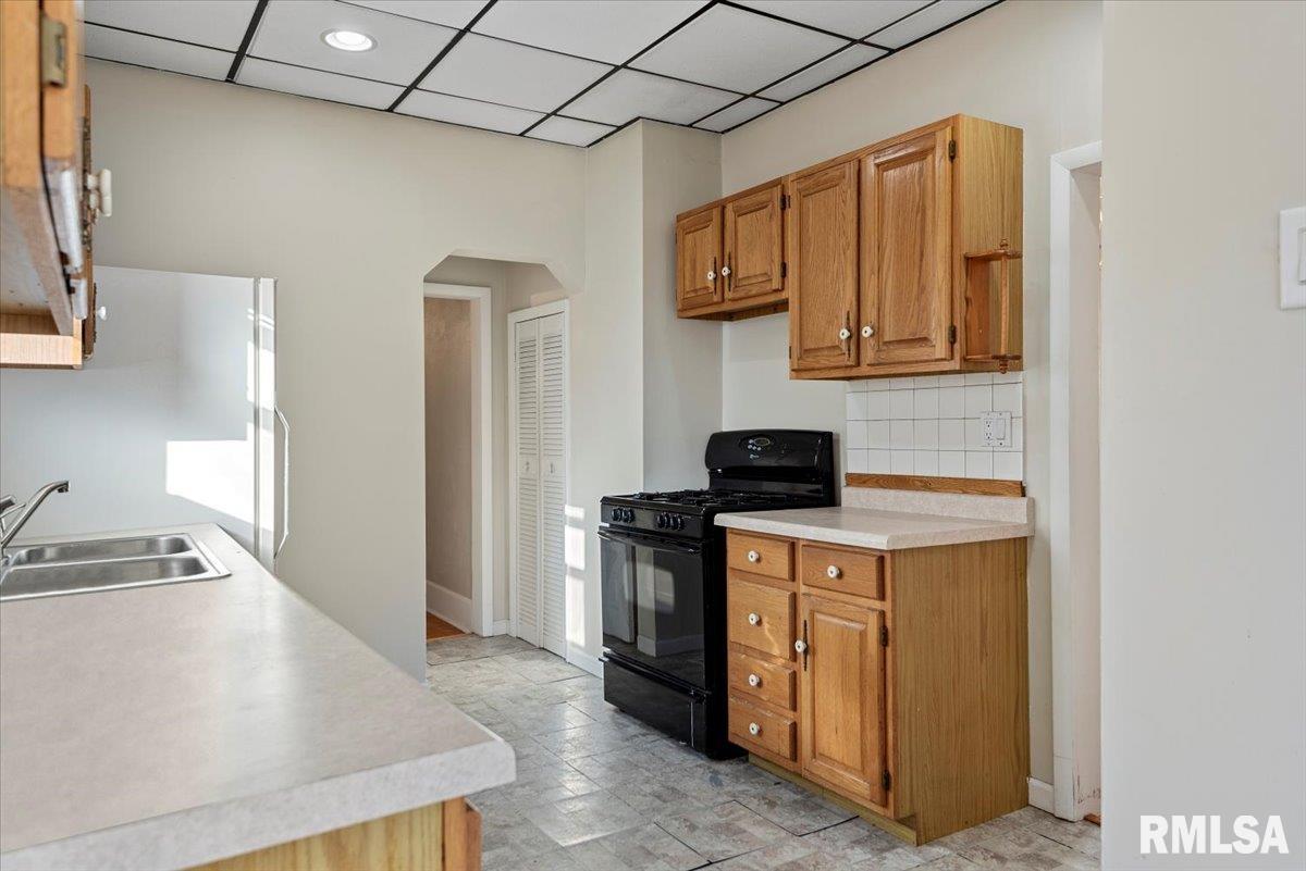 1514 South Spring Street Springfield, IL 62704 - Photo 15 of 36