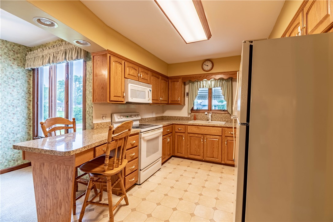 503 North 34th Street Decatur, IL 62521 - Photo 12 of 37 Kitchen