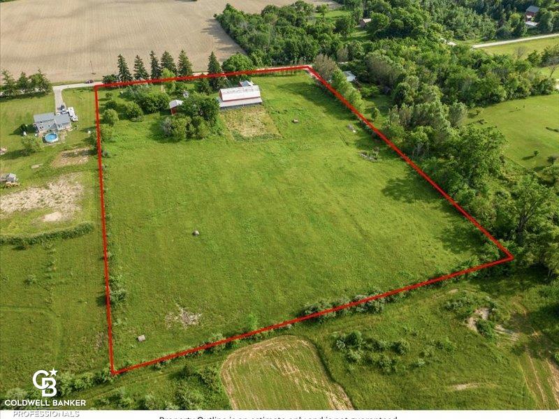 5420 McIntyre Road North Street, MI 48049 - Photo 4 of 46 50146143-112572f8-55ce-47ee-98ab-b3917c503ea7.JPG