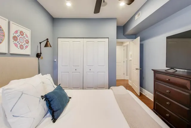 $450,000 | 2707 North Wilton Avenue, Unit 3, Chicago, IL 60614