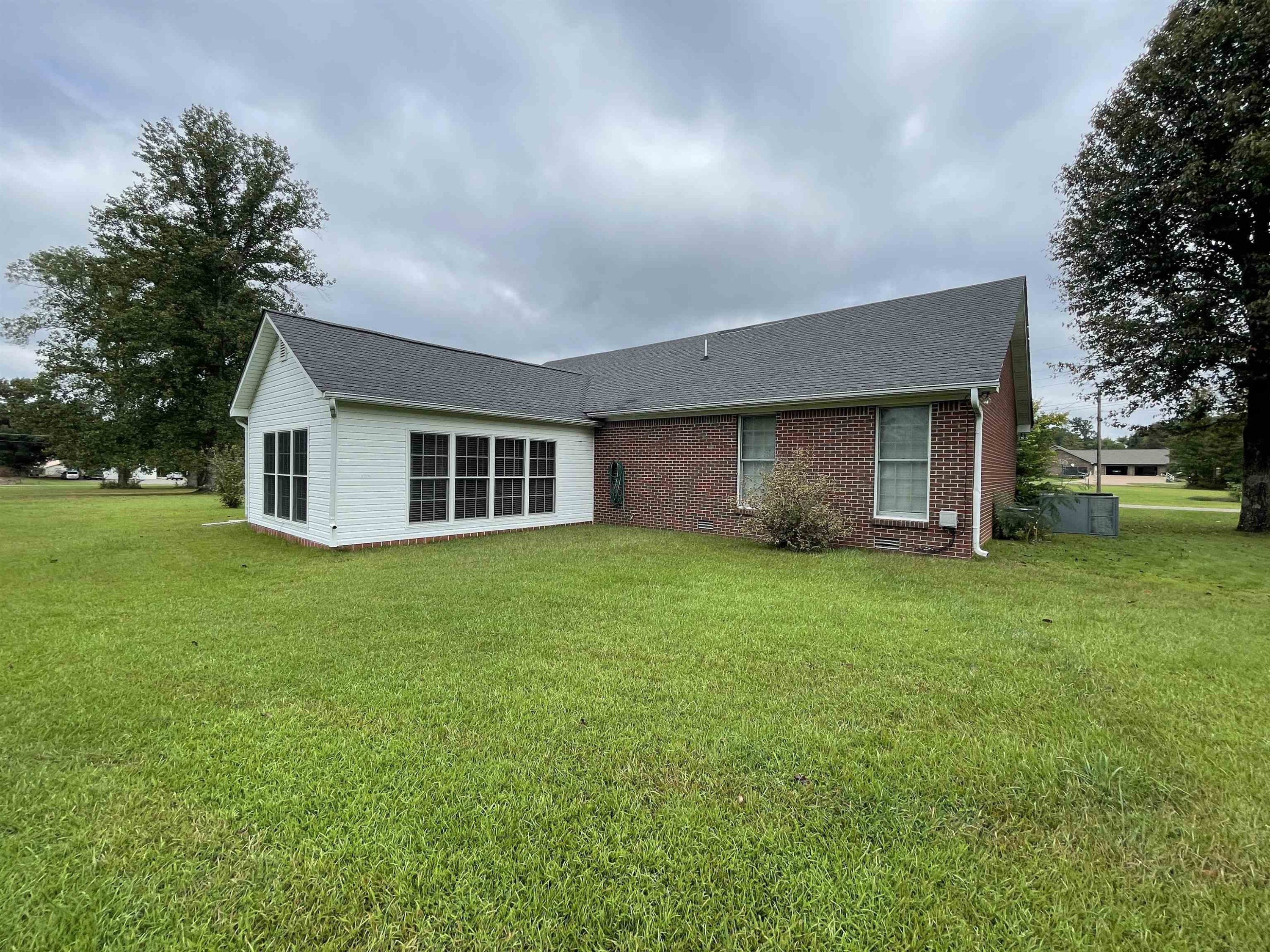 46 East Iris Street Decaturville, TN 38329 - Photo 5 of 24 Photo 5