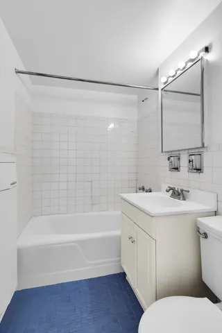 $449,000 | 446 East 86th Street, Unit 6A | Upper East Side