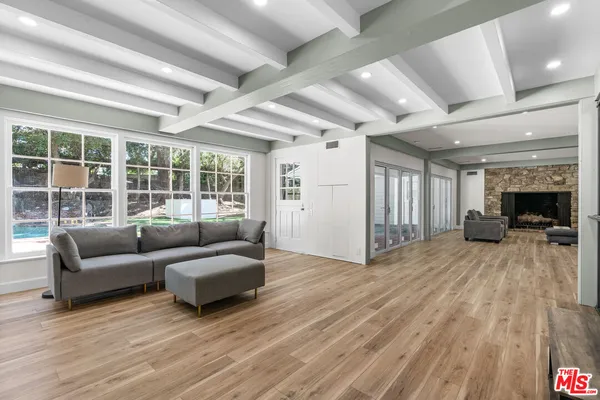 $26,500 | 926 North Alpine Drive, Beverly Hills, CA 90210