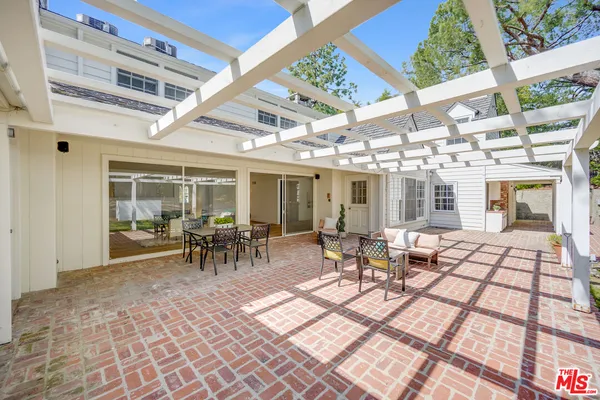 $26,500 | 926 North Alpine Drive, Beverly Hills, CA 90210