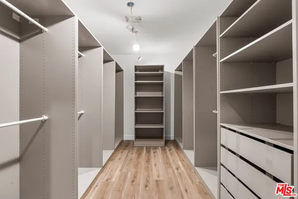 a view of walk in closet