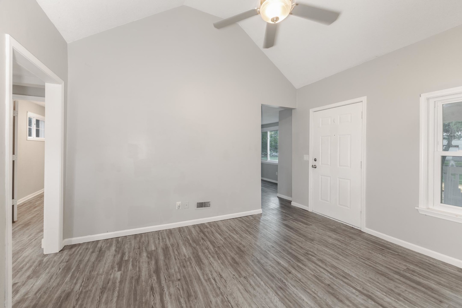 608 Harris Street Normal, IL 61761 - Photo 5 of 33