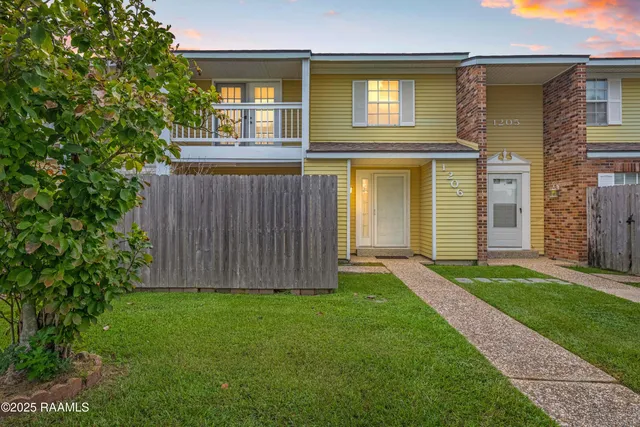 $112,000 | 200 Lodge Drive, Unit 1206, Lafayette, LA 70506