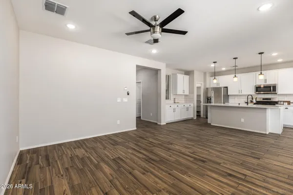 $510,000 | 7039 North 84th Avenue, Glendale, AZ 85305