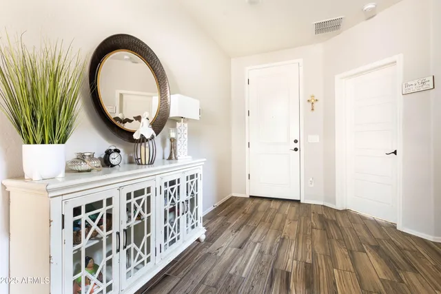 $515,000 | 7039 North 84th Avenue, Glendale, AZ 85305