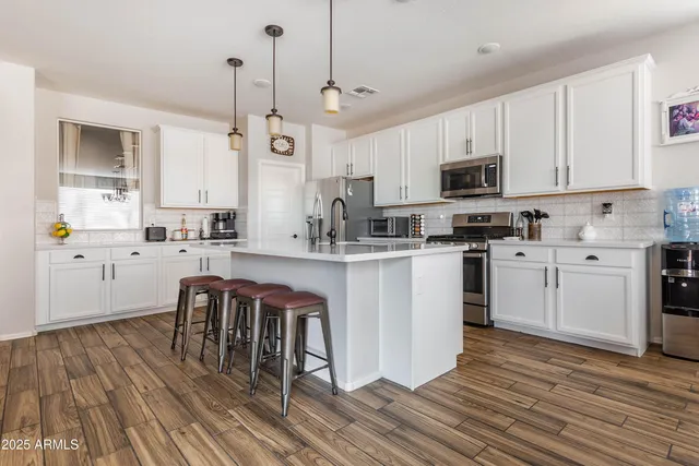 $515,000 | 7039 North 84th Avenue, Glendale, AZ 85305