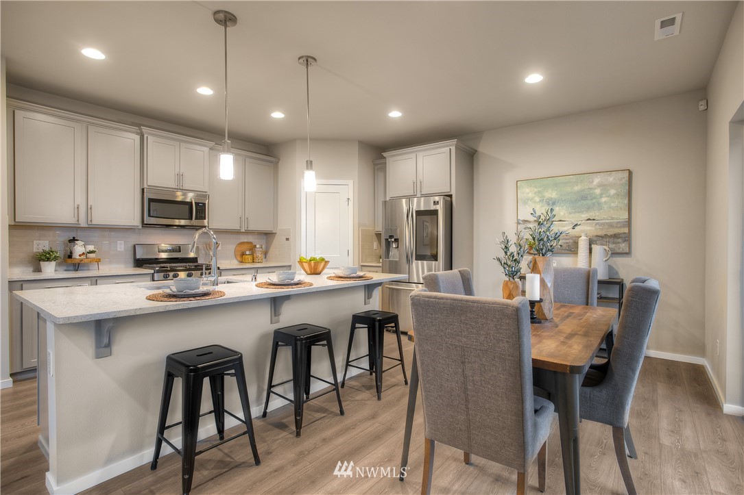 3350 Inverness Street Mount Vernon, WA 98273 - Photo 2 of 30 Gallery Image 2