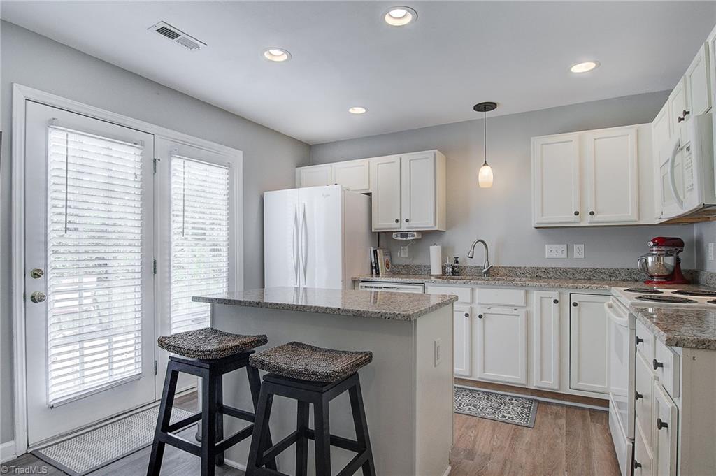 4642 Cross Ridge Lane Greensboro, NC 27410 - Photo 6 of 16