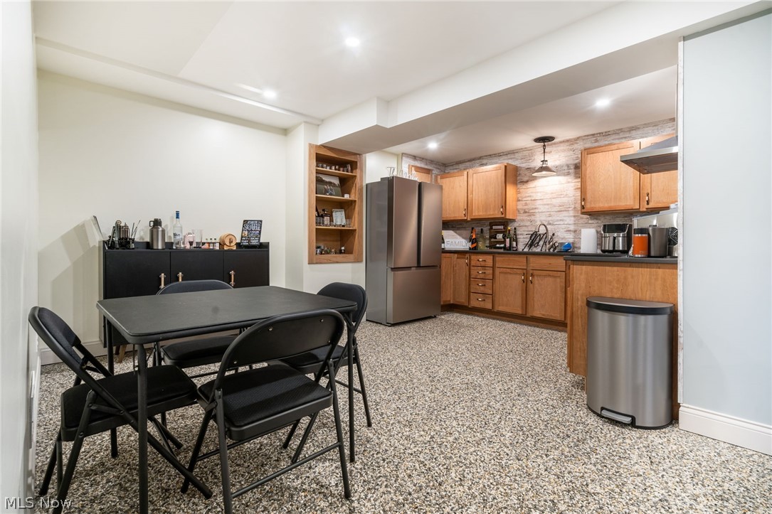 2062 Summerchase Road Northeast Canton, OH 44721 - Photo 29 of 39 2nd full kitchen