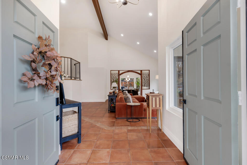 12208 Cherry Grove Street Moorpark, CA 93021 - Photo 10 of 85 12208 Cherry Grove St-HsHProd-18
