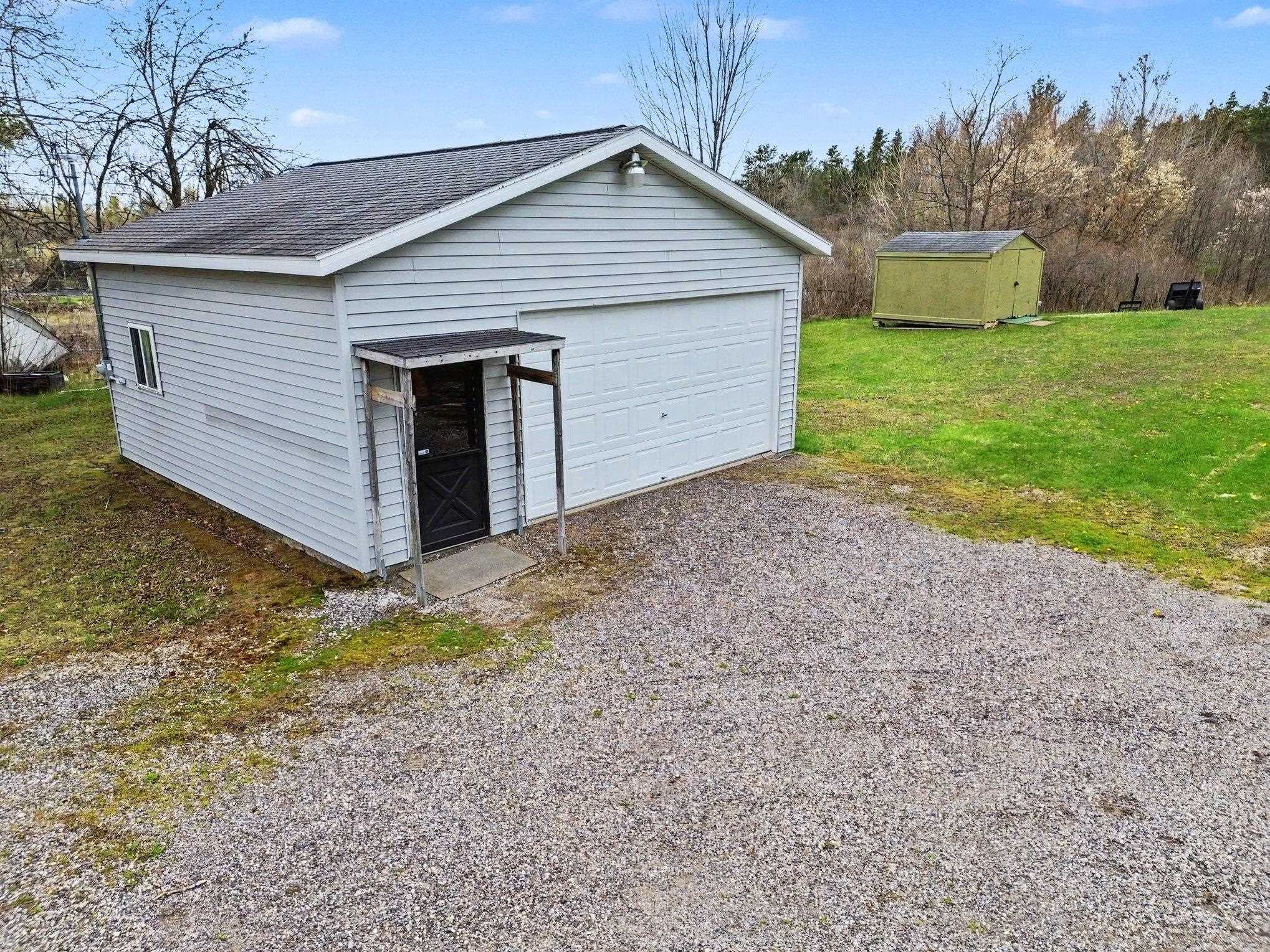 4921 East County Line Road Hale, MI 48739 - Photo 3 of 30