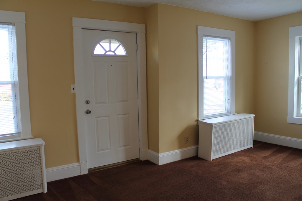 305 Tremont Street Springfield, MA 01104 - Photo 3 of 27 Gallery Image 3