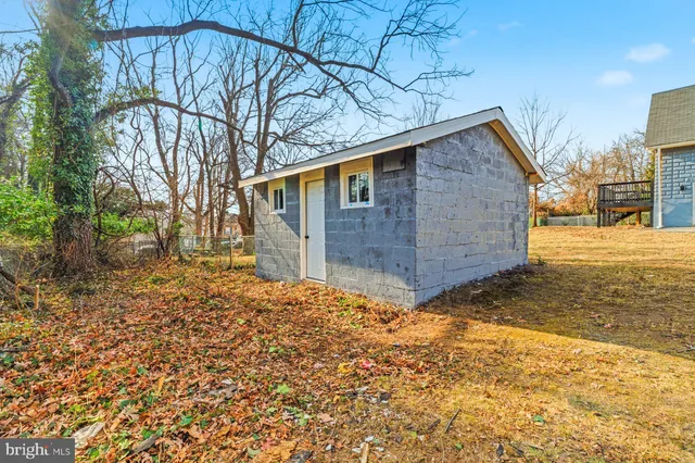 a front view of house with yard